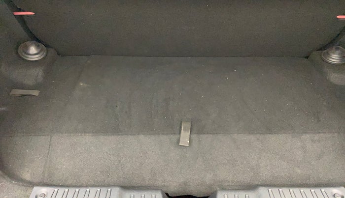 2025 Tata ALTROZ XM PLUS CNG, CNG, Manual, 40,018 km, Boot Inside