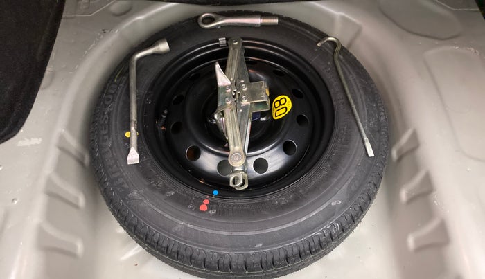 2021 Maruti Dzire ZXI, Petrol, Manual, 27,233 km, Spare Tyre