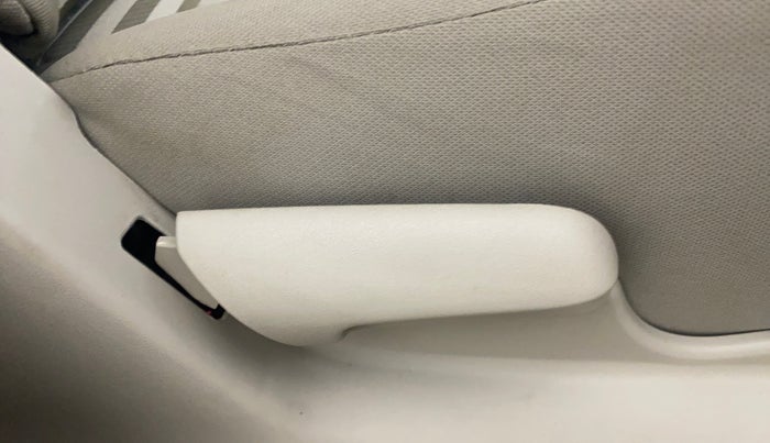 2020 Maruti Celerio VXI, Petrol, Manual, 31,092 km, Driver Side Adjustment Panel