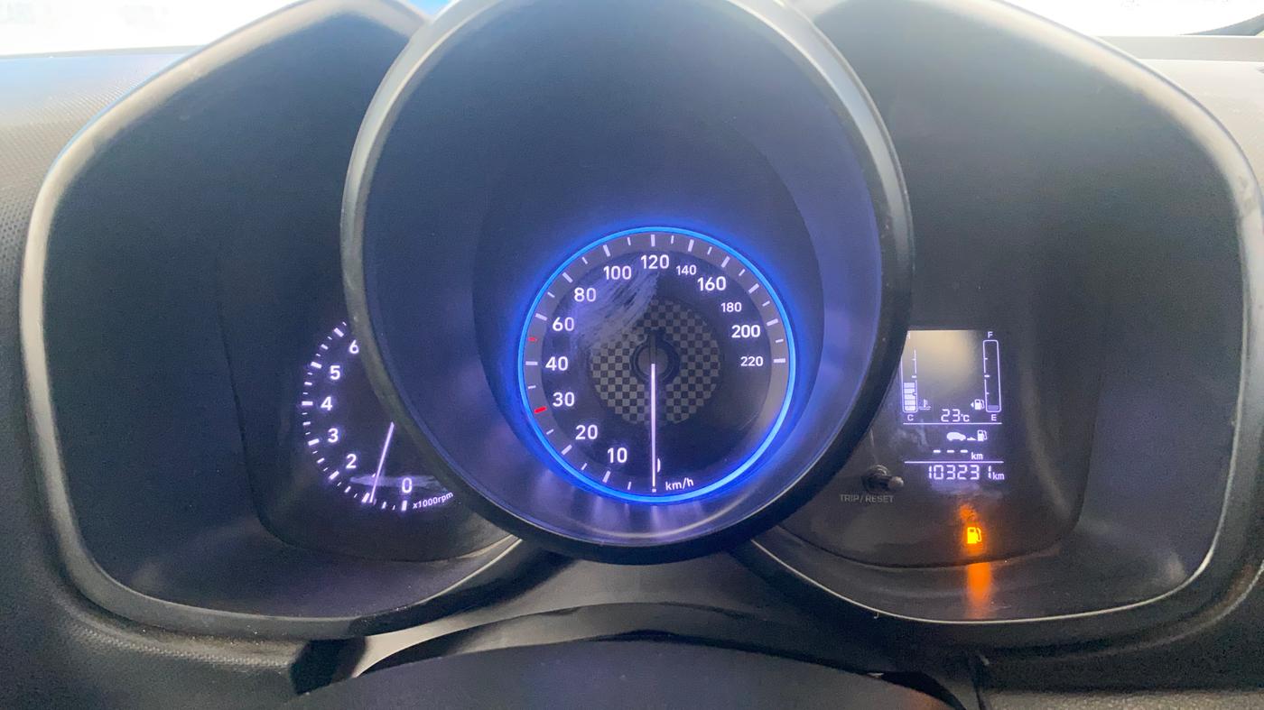 2020 Hyundai VENUE S 1.2, Petrol, Manual, 1,03,236 km, Odometer Image