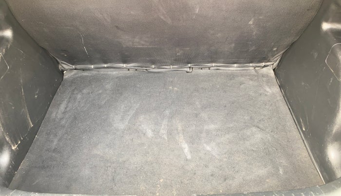 2020 Hyundai VENUE S 1.2, Petrol, Manual, 1,03,225 km, Boot Inside