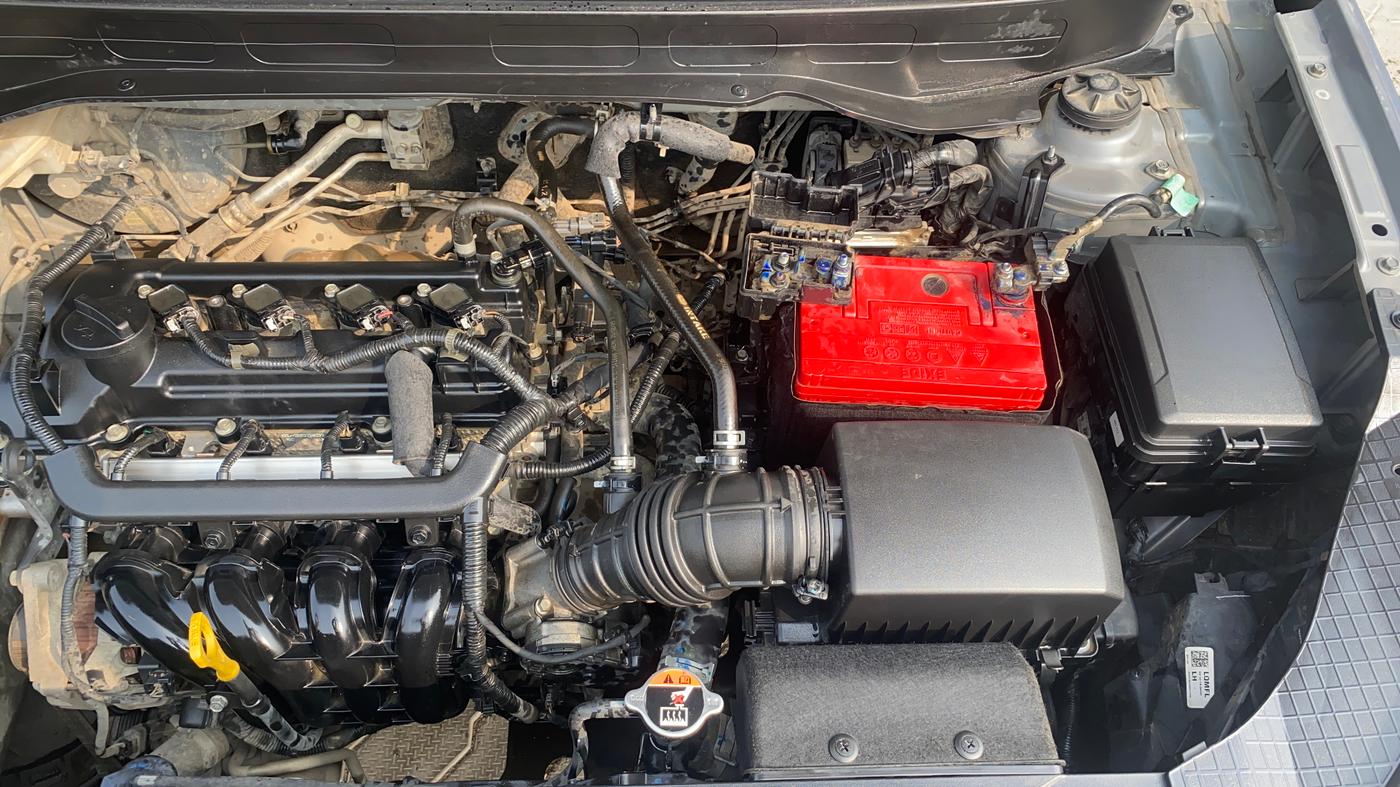 2020 Hyundai VENUE S 1.2, Petrol, Manual, 1,03,236 km, Engine View - Left