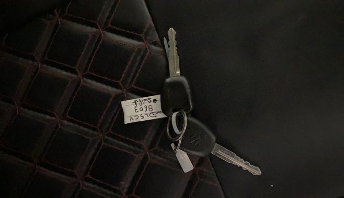 2024 Maruti Swift LXI, Petrol, Manual, 5,145 km, Key Close Up