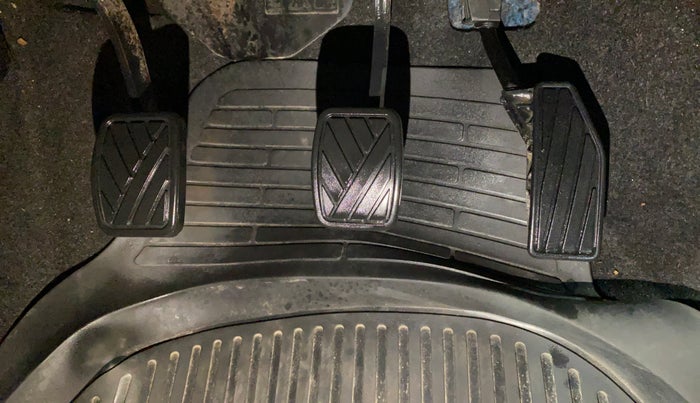 2024 Maruti Swift LXI, Petrol, Manual, 5,145 km, Pedals