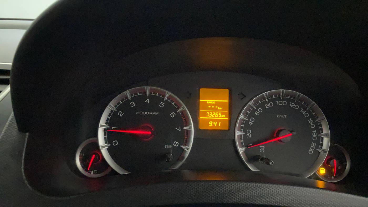 2014 Maruti Swift Dzire VXI, Petrol, Manual, 73,335 km, Odometer Image
