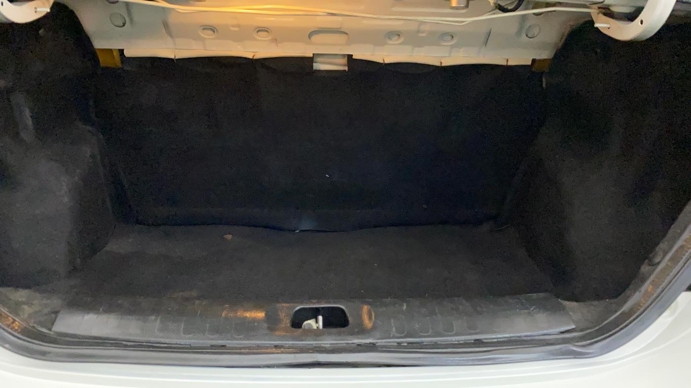 2014 Maruti Swift Dzire VXI, Petrol, Manual, 73,335 km, Boot Inside
