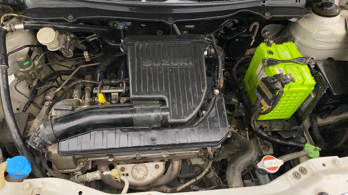 2014 Maruti Swift Dzire VXI, Petrol, Manual, 73,335 km, Engine View