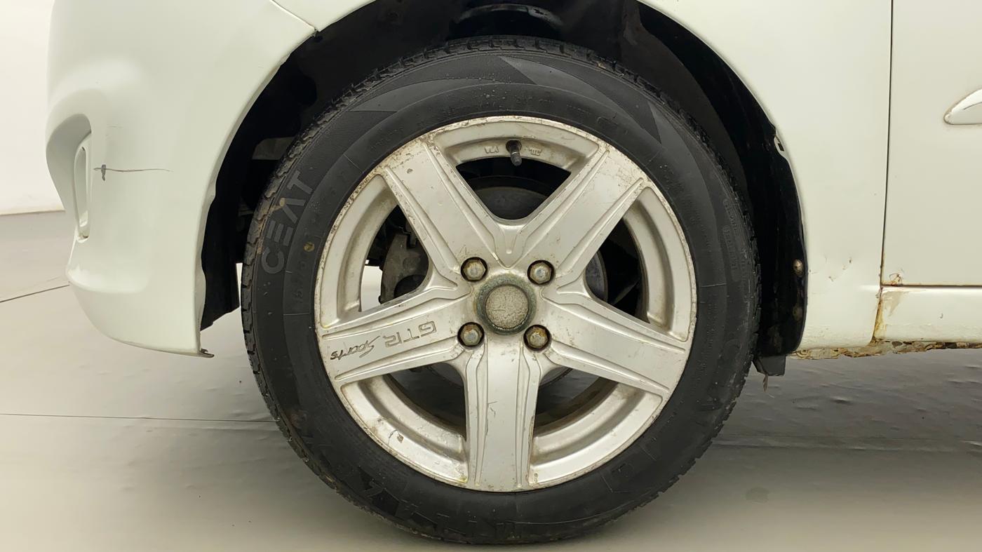 2012 Hyundai i10 SPORTZ (O) 1.2, Petrol, Manual, 70,640 km, Left Front Wheel