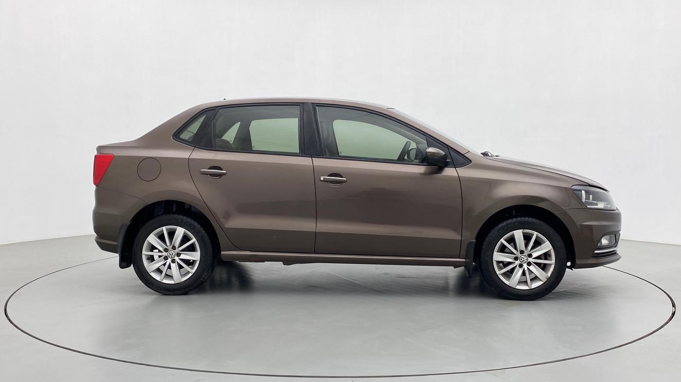2016 Volkswagen Ameo HIGHLINE1.2L, Petrol, Manual, 56,060 km, Right Side View