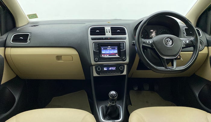 2016 Volkswagen Ameo HIGHLINE1.2L, Petrol, Manual, 56,060 km, Dashboard