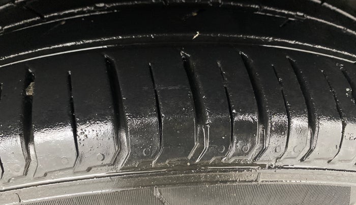 2020 Hyundai VENUE SX PLUS 1.0 TURBO DCT, Petrol, Automatic, 14,840 km, Left Rear Tyre Tread