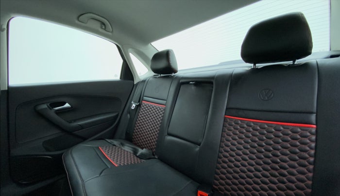 2021 Volkswagen Vento COMFORTLINE 1.0 TSI MT, Petrol, Manual, 23,113 km, Right Side Rear Door Cabin