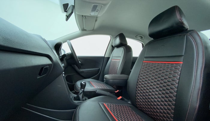 2021 Volkswagen Vento COMFORTLINE 1.0 TSI MT, Petrol, Manual, 23,113 km, Right Side Front Door Cabin
