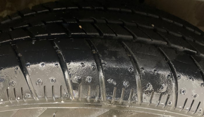 2021 Maruti Celerio X ZXI AMT, Petrol, Automatic, 7,777 km, Right Front Tyre Tread