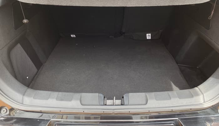2024 Tata Curvv Accomplished Plus A 1.2 Hyperion GDI Petrol 6MT, Petrol, Manual, 1,757 km, Boot Inside