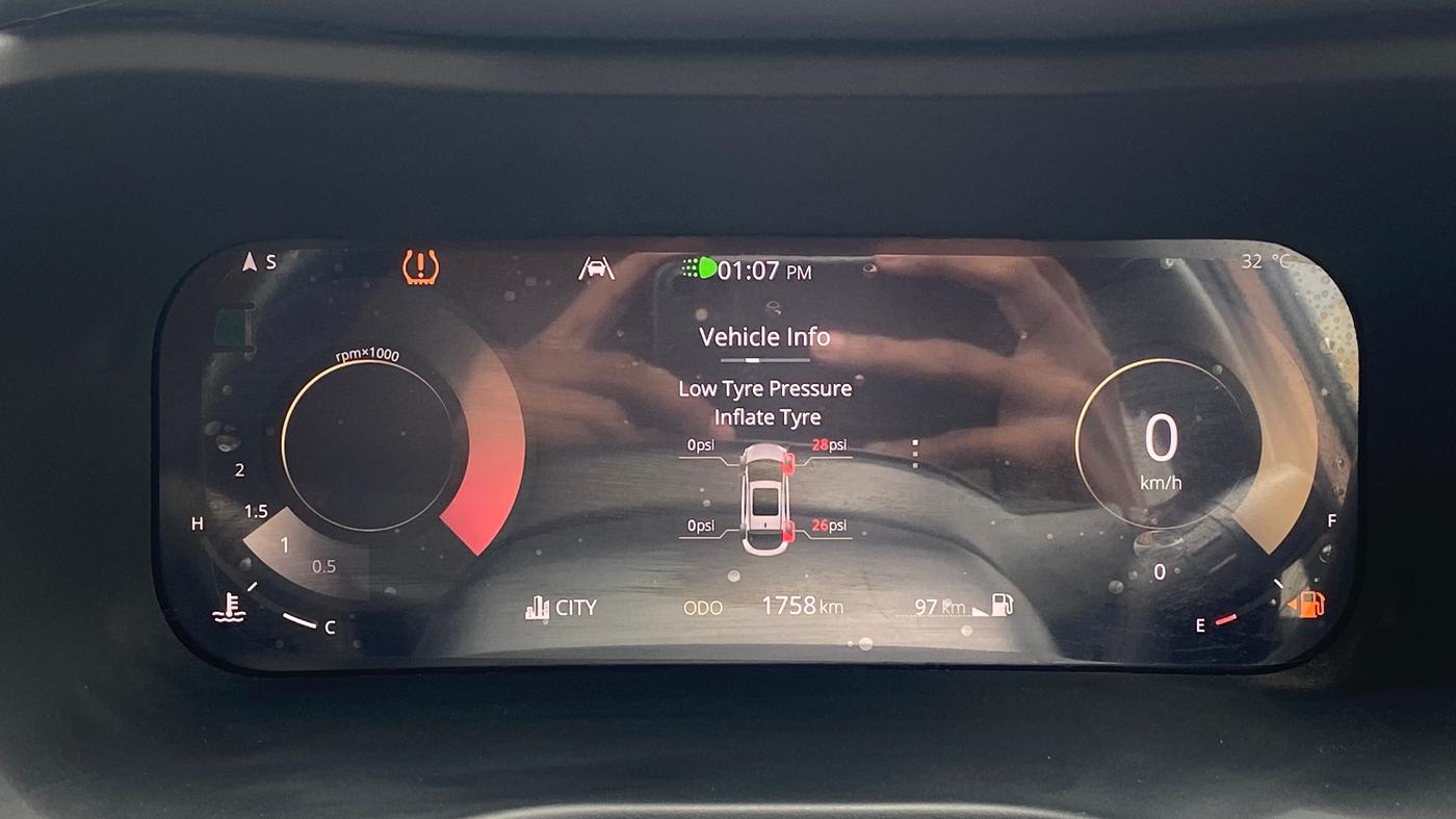 2024 Tata Curvv Accomplished Plus A 1.2 Hyperion GDI Petrol 6MT, Petrol, Manual, 1,757 km, Odometer Image