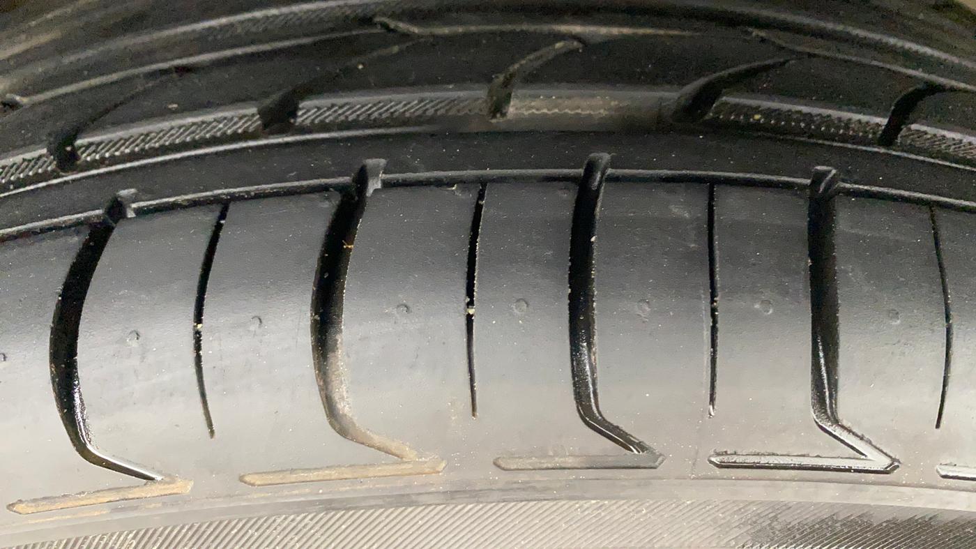 2019 KIA SELTOS GTX PLUS DCT 1.4 PETROL, Petrol, Automatic, 26,632 km, Right Front Tyre Tread
