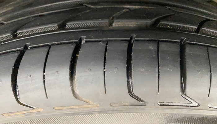 2019 KIA SELTOS GTX PLUS DCT 1.4 PETROL, Petrol, Automatic, 26,632 km, Right Front Tyre Tread