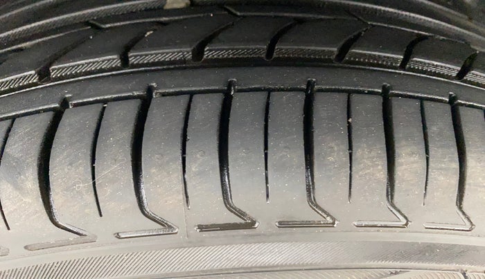 2019 KIA SELTOS GTX PLUS DCT 1.4 PETROL, Petrol, Automatic, 26,632 km, Right Rear Tyre Tread