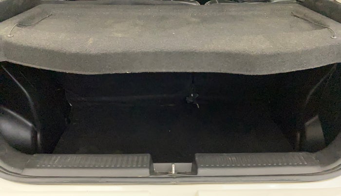 2023 Maruti FRONX DELTA PLUS 1.2MT, Petrol, Manual, 32,039 km, Boot Inside