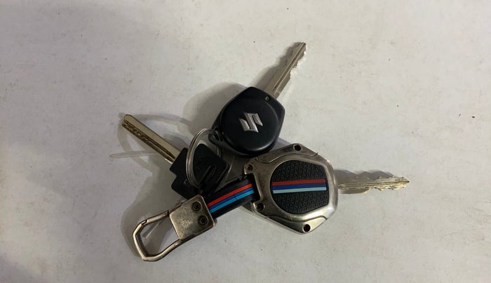 2023 Maruti FRONX DELTA PLUS 1.2MT, Petrol, Manual, 32,039 km, Key Close Up