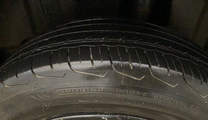 2023 Maruti FRONX DELTA PLUS 1.2MT, Petrol, Manual, 32,039 km, Left Rear Tyre Tread