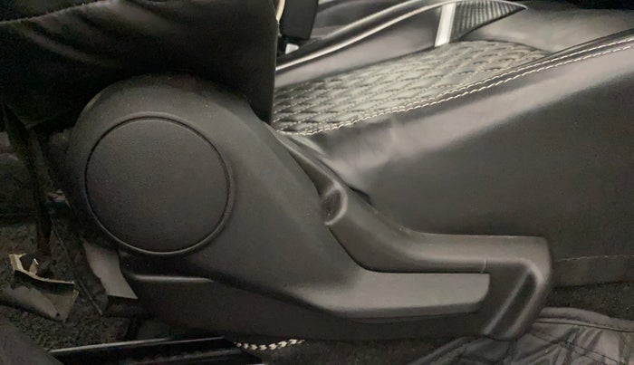 2023 Maruti FRONX DELTA PLUS 1.2MT, Petrol, Manual, 32,039 km, Driver Side Adjustment Panel