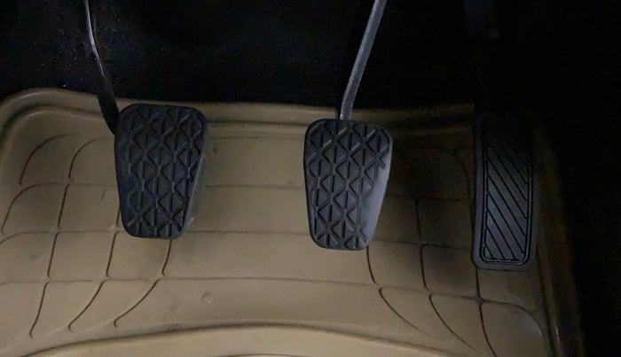 2018 Ford New Figo TREND 1.2 PETROL, Petrol, Manual, 46,334 km, Pedals