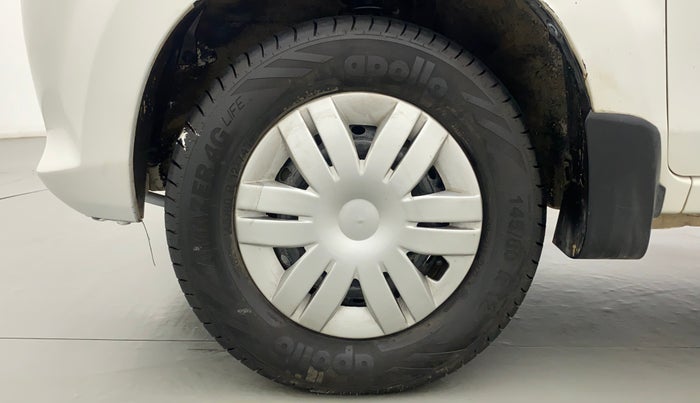 2016 Maruti Alto 800 LXI, Petrol, Manual, 26,057 km, Left Front Wheel