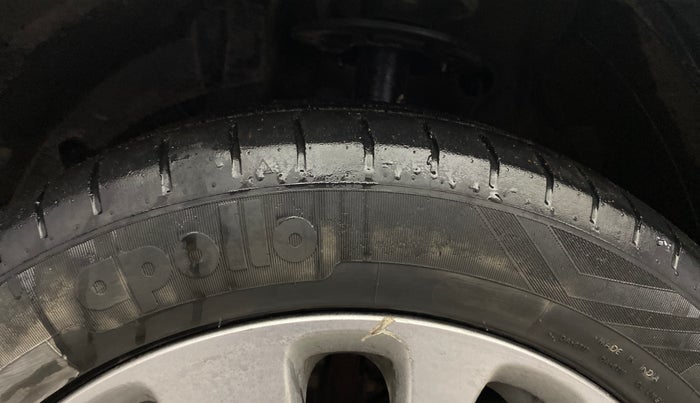 2017 Maruti Baleno ZETA PETROL 1.2, Petrol, Manual, 56,484 km, Left Front Tyre Tread