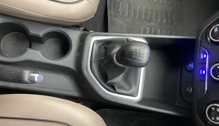 2018 Hyundai Creta E PLUS 1.6 PETROL, Petrol, Manual, 30,917 km, Gear Lever