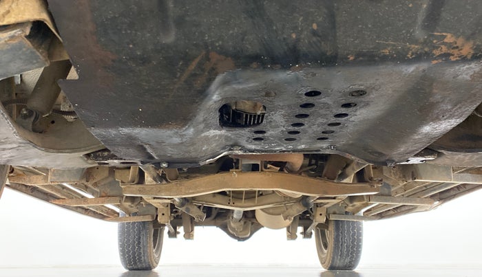 2011 Tata Safari 4X2 GX DICOR 2.2 VTT, Diesel, Manual, 60,149 km, Front Underbody