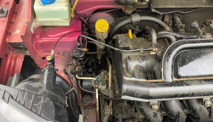 2016 Renault Kwid RXT 1.0 AMT, Petrol, Automatic, 20,099 km, Engine View - Right