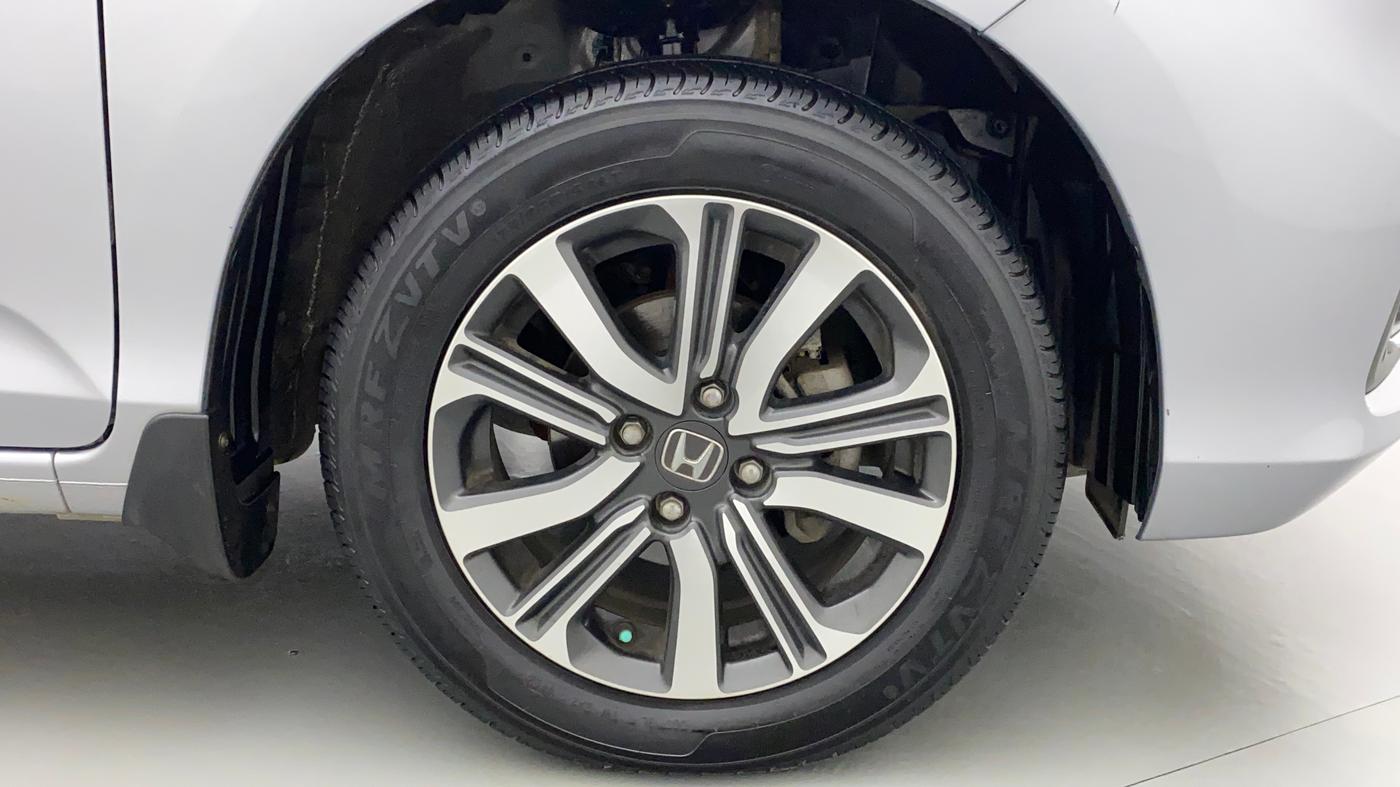 2022 Honda Amaze 1.2L I-VTEC VX CVT, Petrol, Automatic, 15,863 km, Right Front Wheel