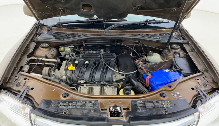 2014 Renault Duster RXL PETROL, Petrol, Manual, 66,946 km, Engine View