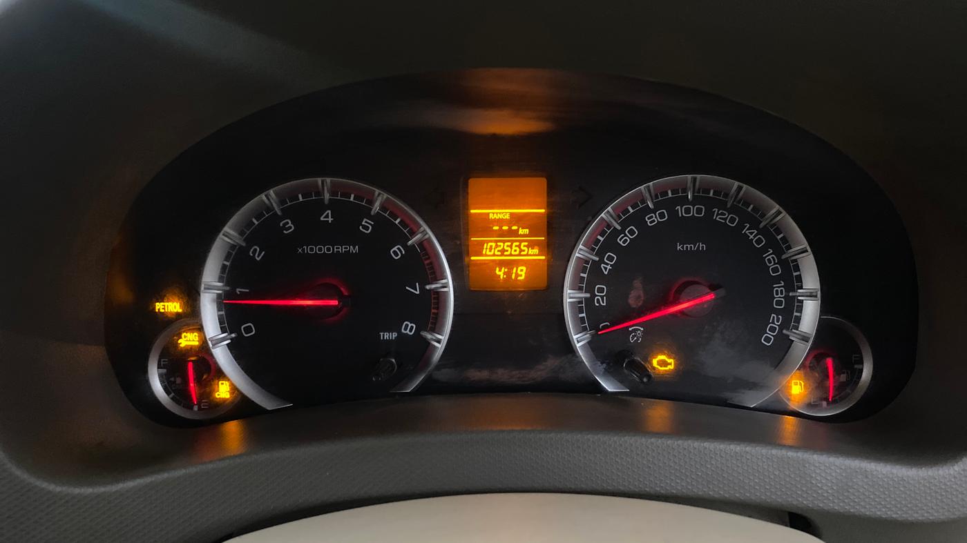 2013 Maruti Ertiga VXI CNG, CNG, Manual, 1,02,537 km, Odometer Image