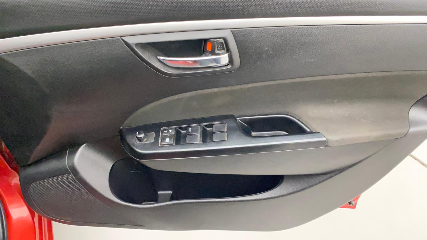 2012 Maruti Swift VXI, Petrol, Manual, 32,556 km, Driver Side Door Panels Control