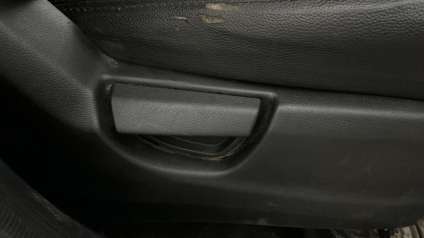 2020 Hyundai NEW SANTRO SPORTZ MT, Petrol, Manual, 54,017 km, Driver Side Adjustment Panel