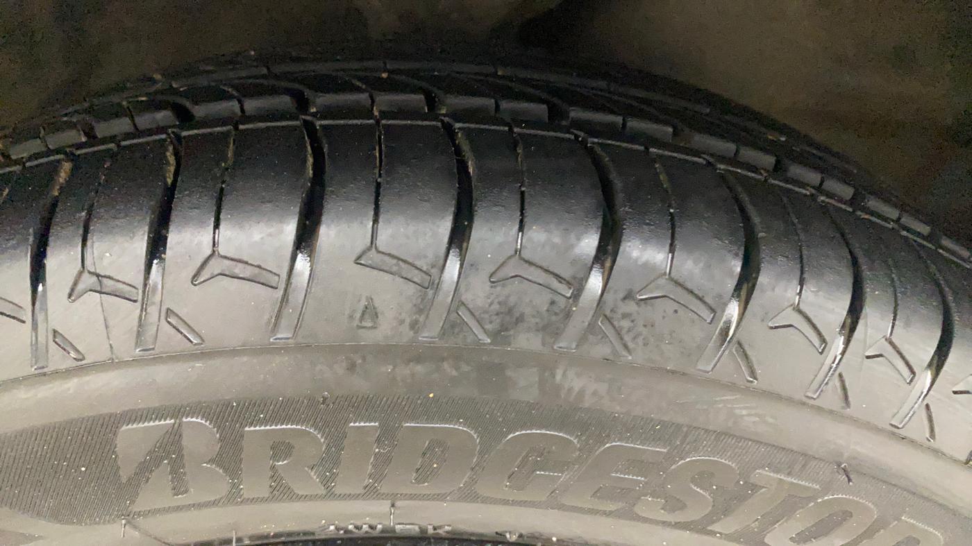2013 Hyundai Santro Xing GLS, Petrol, Manual, 64,321 km, Right Front Tyre Tread