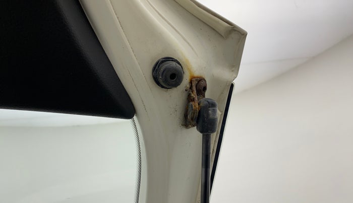 2012 Volkswagen Polo TRENDLINE 1.2L PETROL, Petrol, Manual, 34,086 km, Dicky (Boot door) - Slightly rusted