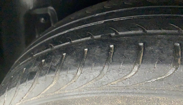 2012 Volkswagen Polo TRENDLINE 1.2L PETROL, Petrol, Manual, 34,086 km, Left Rear Tyre Tread