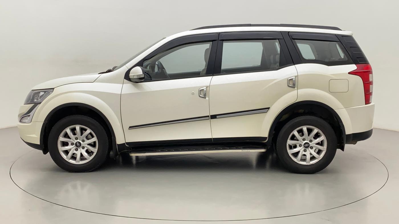 2016 Mahindra XUV500 W8 FWD AT, Diesel, Automatic, 73,924 km, Left Side