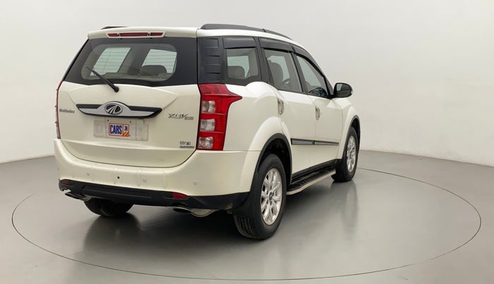 2016 Mahindra XUV500 W8 FWD AT, Diesel, Automatic, 73,924 km, Right Back Diagonal