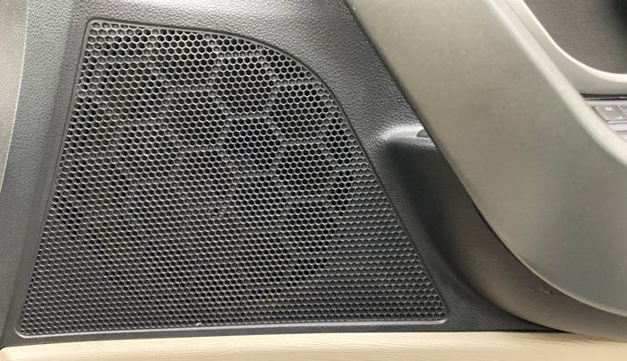 2016 Mahindra XUV500 W8 FWD AT, Diesel, Automatic, 73,924 km, Speaker