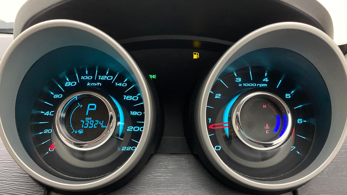 2016 Mahindra XUV500 W8 FWD AT, Diesel, Automatic, 73,924 km, Odometer Image