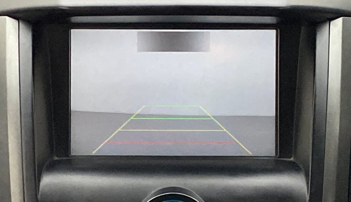 2016 Mahindra XUV500 W8 FWD AT, Diesel, Automatic, 73,924 km, Parking Camera