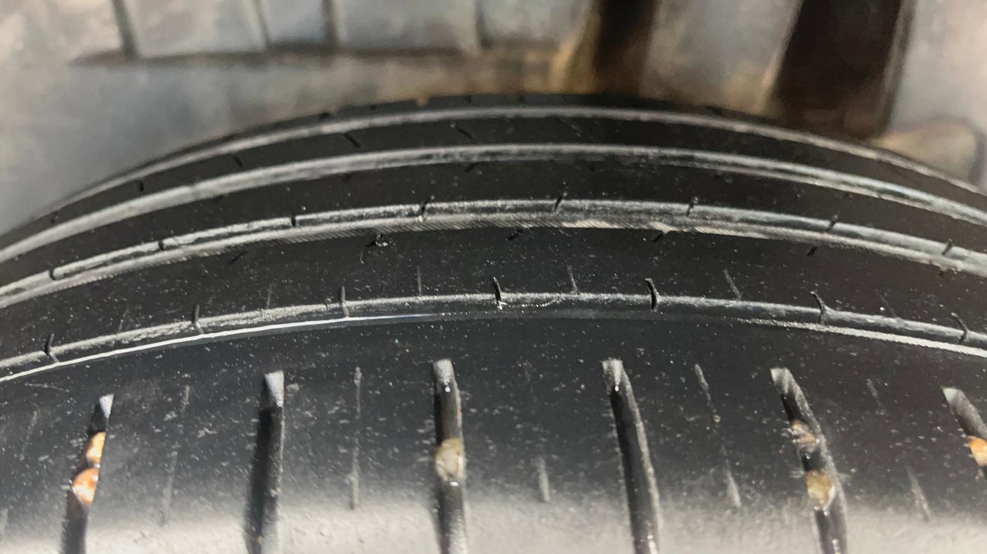 2022 Maruti Dzire ZXI Plus AMT, Petrol, Automatic, 37,601 km, Left Rear Tyre Tread