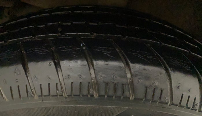 2017 Maruti Celerio VXI, Petrol, Manual, 25,368 km, Right Rear Tyre Tread