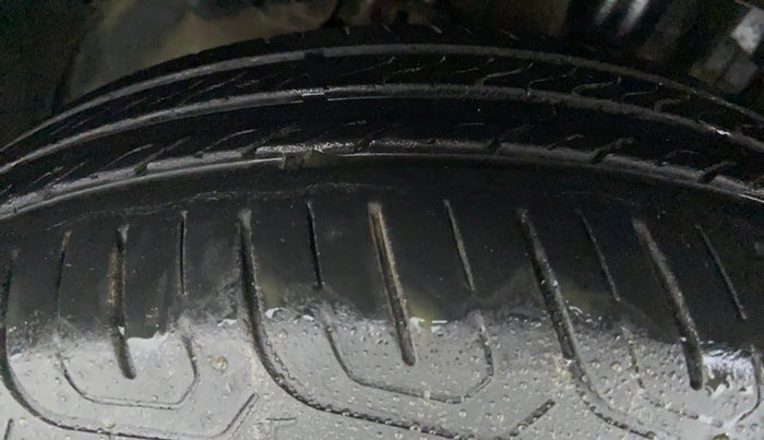 2022 Tata Tiago XT CNG, CNG, Manual, 50,120 km, Left Front Tyre Tread