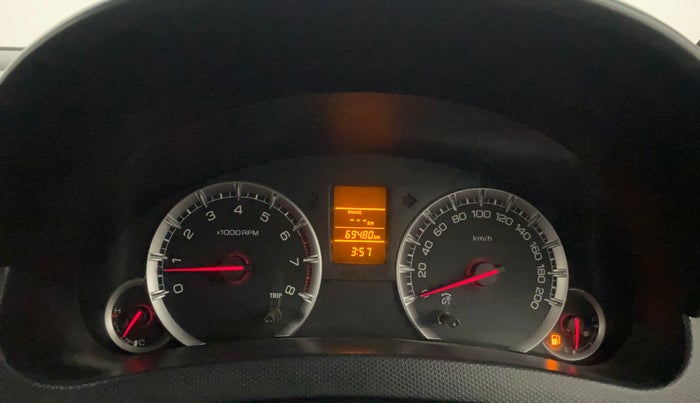 2017 Maruti Swift VXI O, Petrol, Manual, 69,453 km, Odometer Image